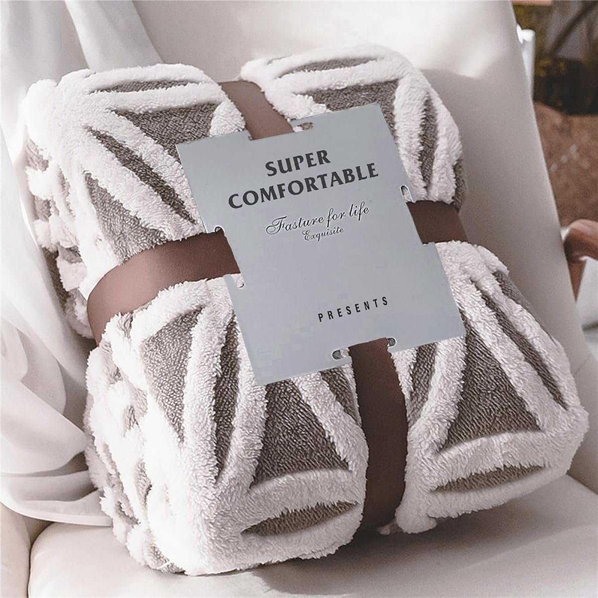 LOMAO Sherpa Fleece Throw Blanket